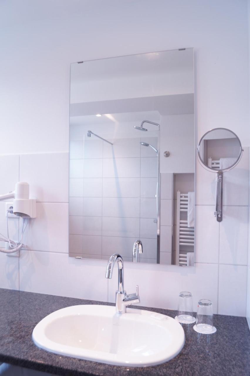 Hotel Gasthof Luis Варбурґ Екстер'єр фото